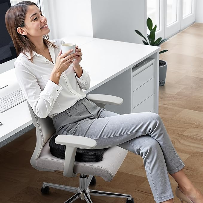 VEVOR Seat Cushion, Cooling Gel + Memory Foam Seat Cushion, Pressure-Relief Wheelchair Seat Pad with U-Shaped Cutout & Removable Cover, Lightweight and Portable for Travel, Car, Office, Airplane